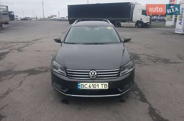 Универсал Volkswagen Passat 2012 в Львове