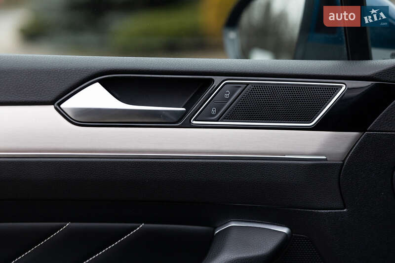 Универсал Volkswagen Passat 2021 в Луцке