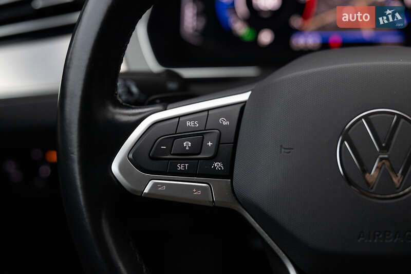 Универсал Volkswagen Passat 2021 в Луцке