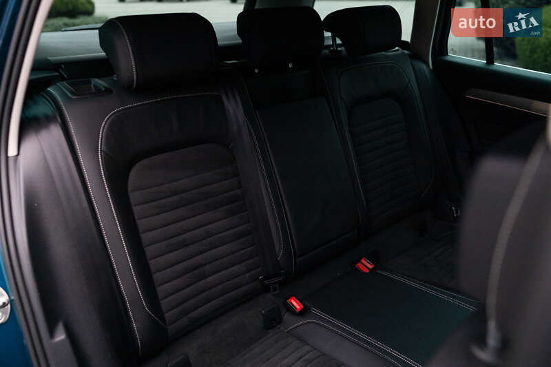 Универсал Volkswagen Passat 2021 в Луцке