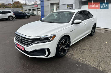 Седан Volkswagen Passat 2020 в Первомайську