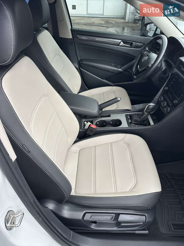 Седан Volkswagen Passat 2020 в Первомайську фото 16 Седан Volkswagen Passat 2020 в Первомайську