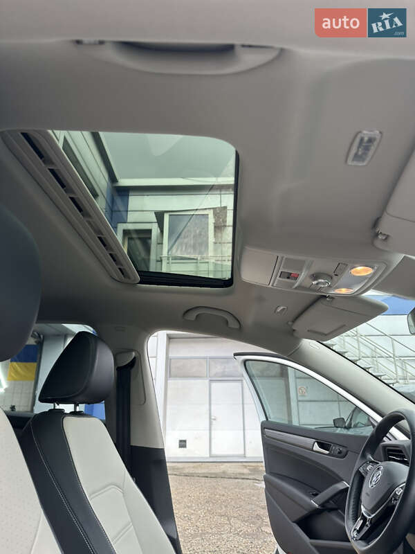 Седан Volkswagen Passat 2020 в Первомайську фото 22 Седан Volkswagen Passat 2020 в Первомайську