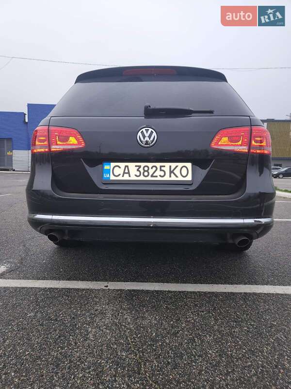 Универсал Volkswagen Passat 2013 в Киеве