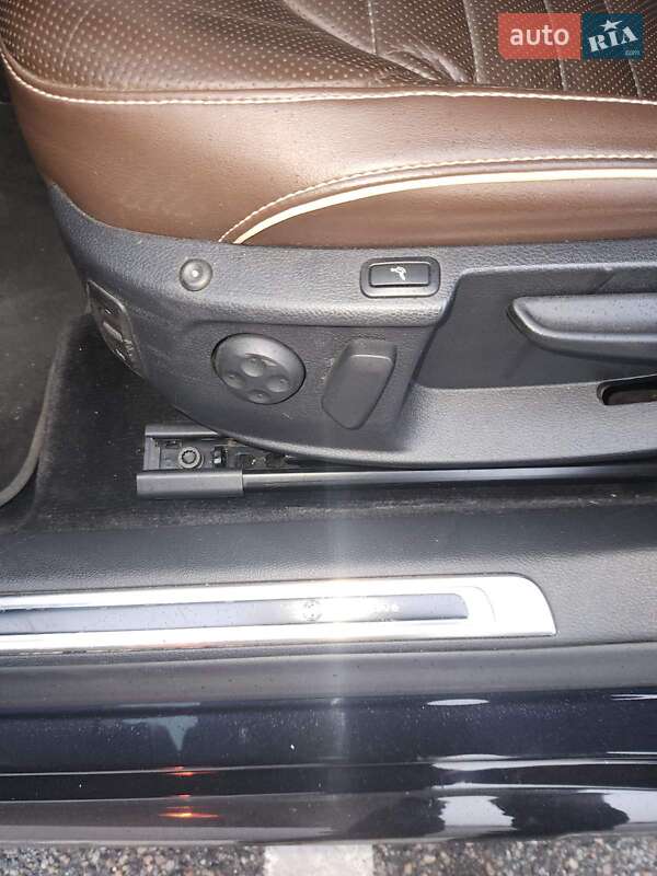 Универсал Volkswagen Passat 2013 в Киеве