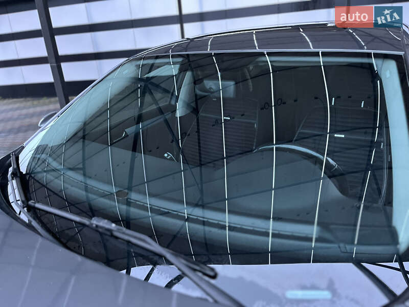 Седан Volkswagen Passat 2012 в Виннице