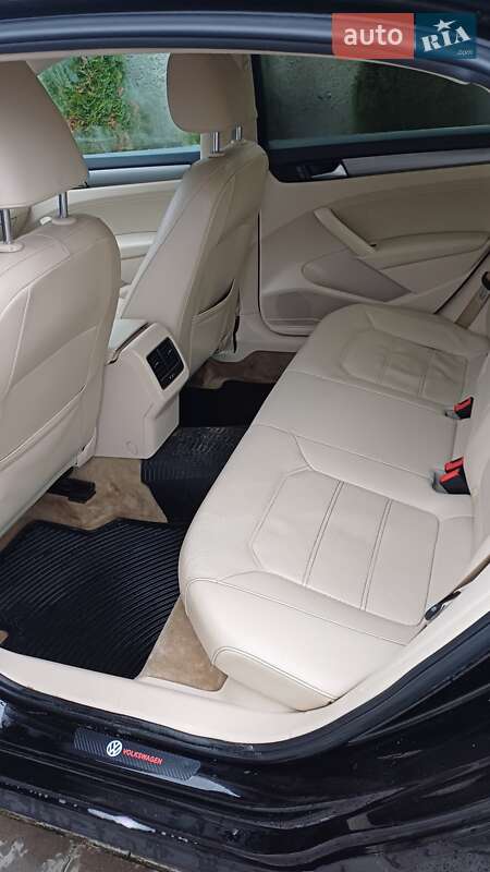 Седан Volkswagen Passat 2014 в Березному