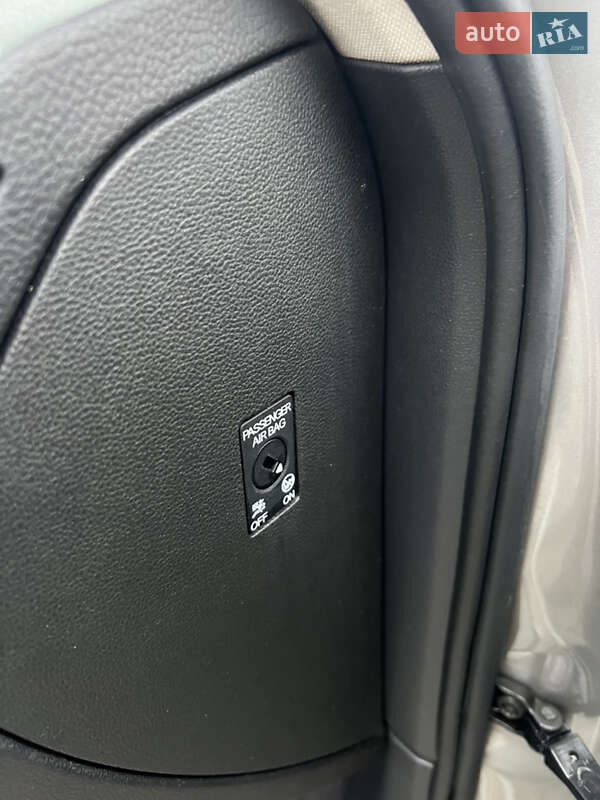 Универсал Volkswagen Passat 2016 в Луцке фото 18 Универсал Volkswagen Passat 2016 в Луцке