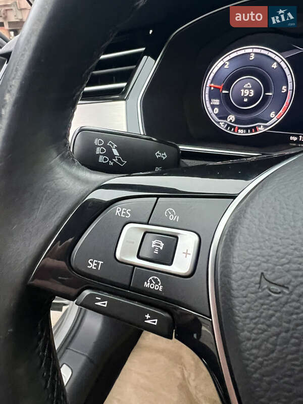Универсал Volkswagen Passat 2016 в Луцке фото 26 Универсал Volkswagen Passat 2016 в Луцке