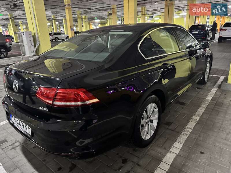 Седан Volkswagen Passat 2017 в Броварах