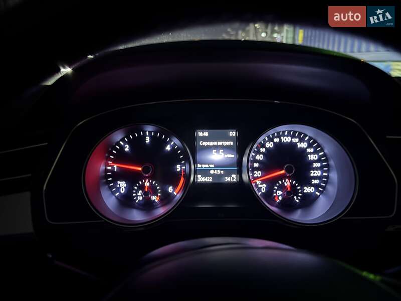 Седан Volkswagen Passat 2017 в Броварах