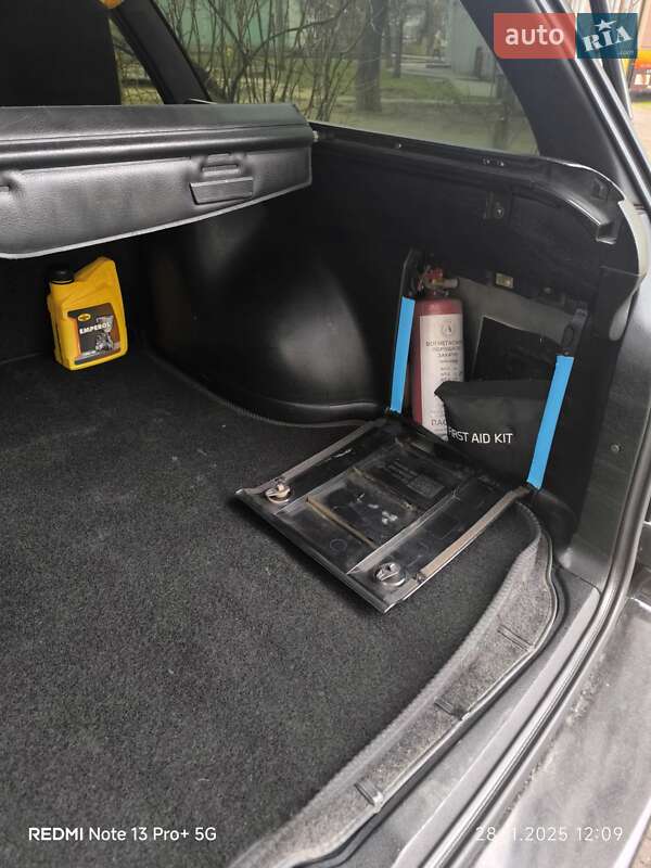 Універсал Volkswagen Passat 1994 в Запоріжжі