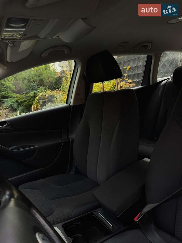 Универсал Volkswagen Passat 2008 в Луцке фото 12 Универсал Volkswagen Passat 2008 в Луцке