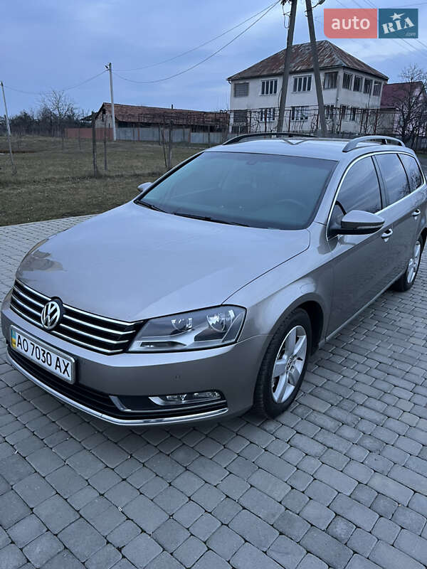 Универсал Volkswagen Passat 2012 в Мукачево фото 10 Универсал Volkswagen Passat 2012 в Мукачево