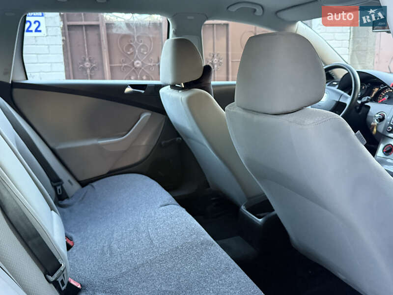 Универсал Volkswagen Passat 2009 в Одессе