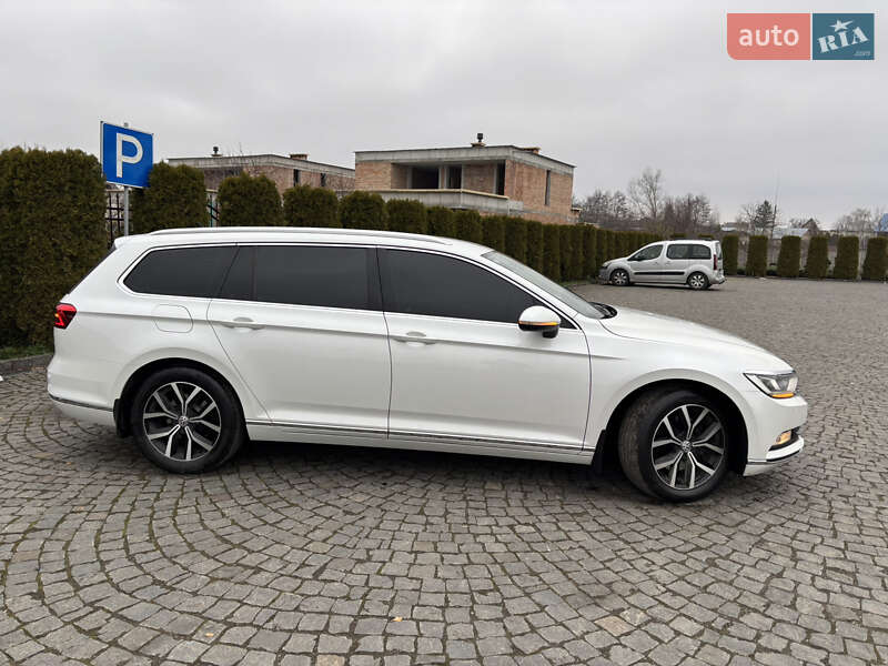 Универсал Volkswagen Passat 2018 в Львове