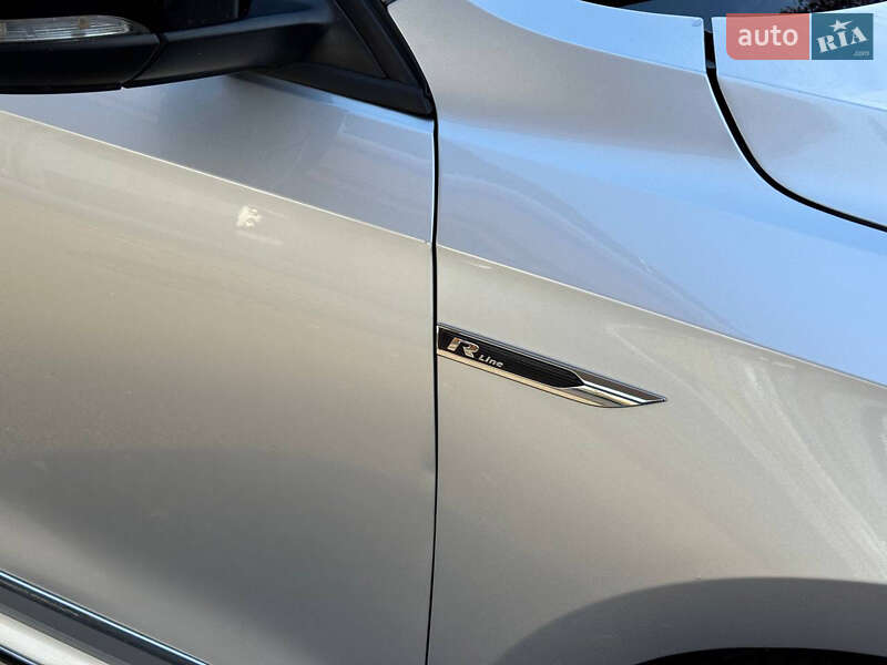 Седан Volkswagen Passat 2018 в Днепре