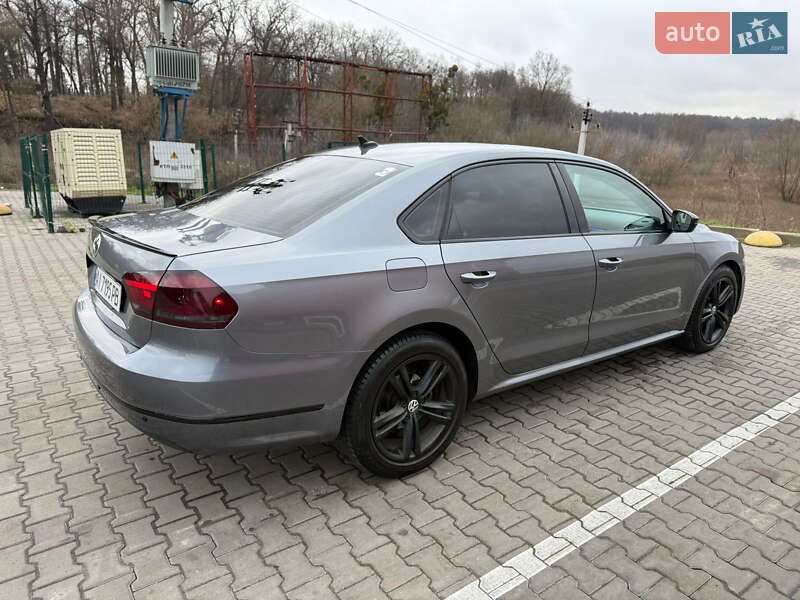 Седан Volkswagen Passat 2014 в Киеве