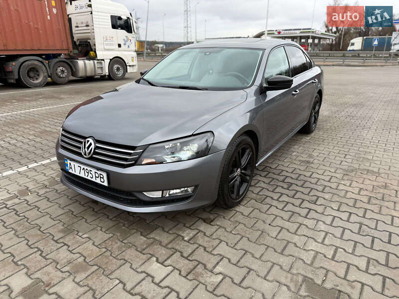 Седан Volkswagen Passat 2014 в Киеве