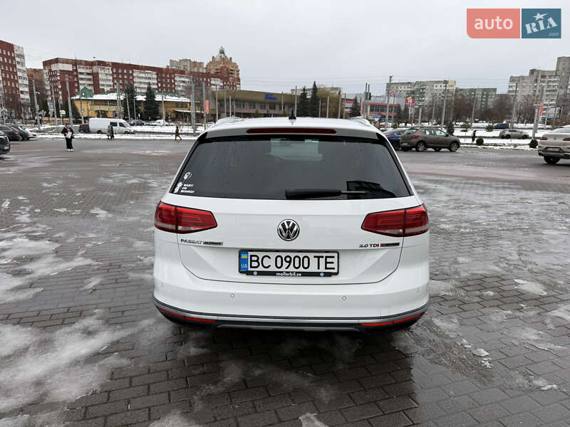 Универсал Volkswagen Passat 2017 в Львове