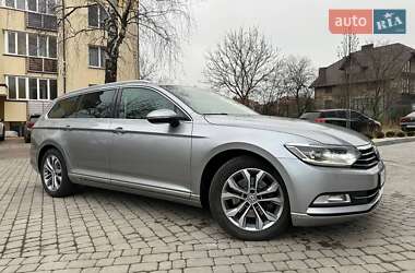 Універсал Volkswagen Passat 2019 в Львові