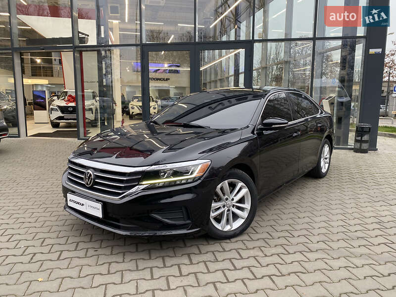 Седан Volkswagen Passat 2020 в Одессе