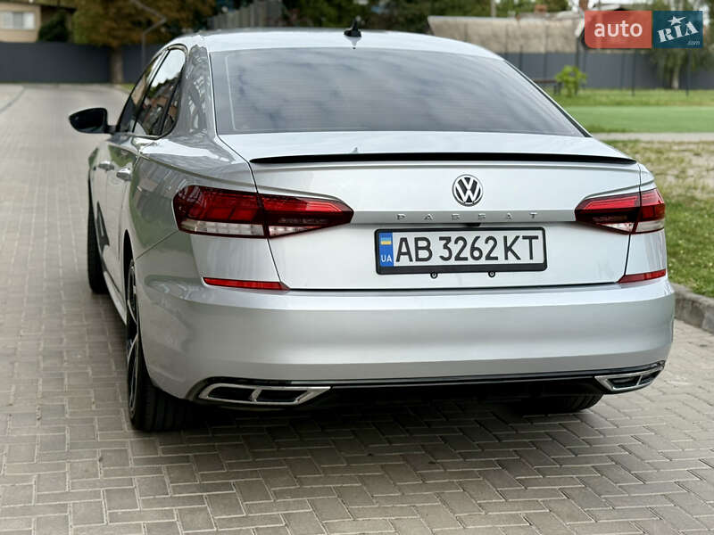 Седан Volkswagen Passat 2020 в Житомирі