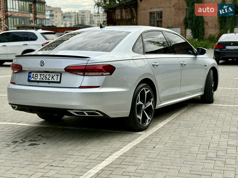 Седан Volkswagen Passat 2020 в Житомирі