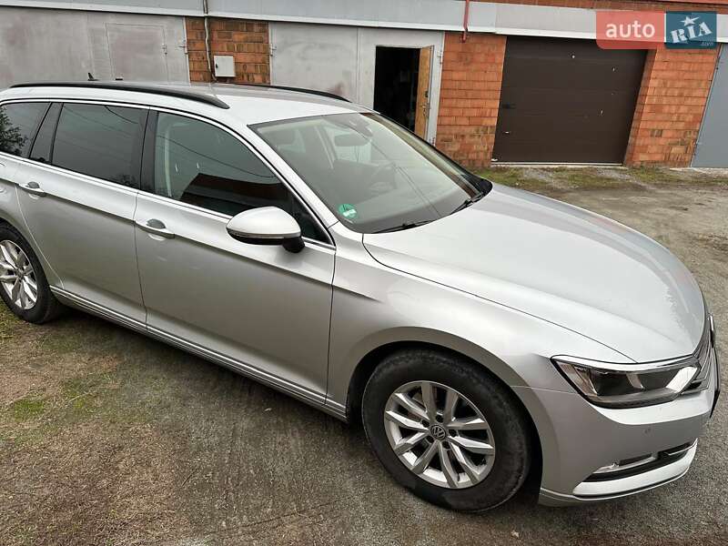 Универсал Volkswagen Passat 2018 в Днепре
