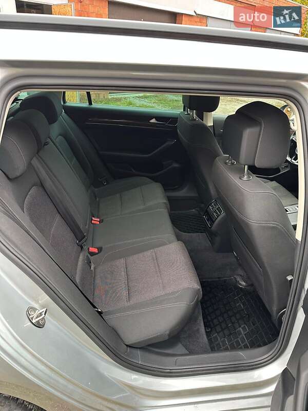 Универсал Volkswagen Passat 2018 в Днепре