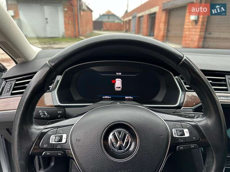 Универсал Volkswagen Passat 2018 в Днепре