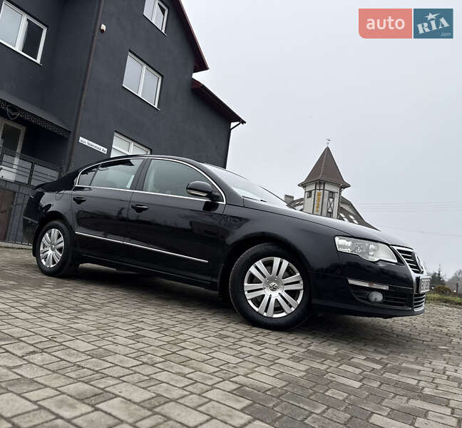 Седан Volkswagen Passat 2009 в Львове