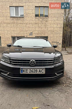 Седан Volkswagen Passat 2017 в Кам'янському