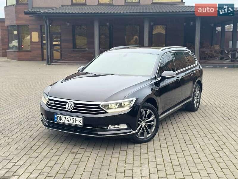 Универсал Volkswagen Passat 2015 в Ровно