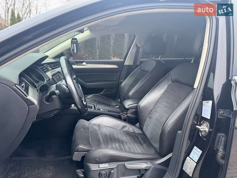 Универсал Volkswagen Passat 2015 в Ровно