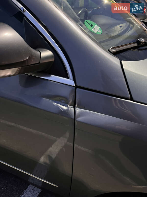 Універсал Volkswagen Passat 2008 в Києві