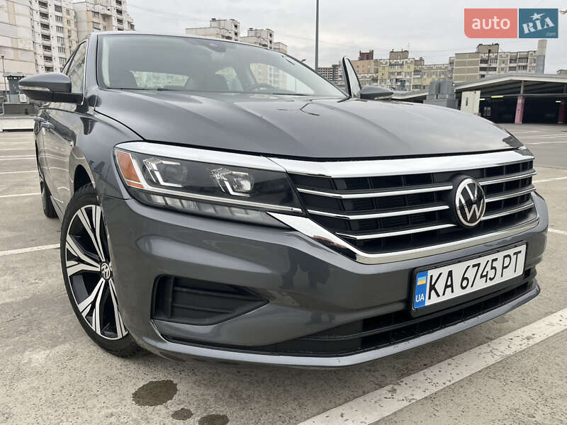 Volkswagen Passat 2021