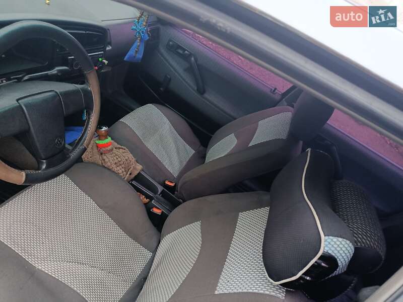 Седан Volkswagen Passat 1988 в Трускавце фото 8 Седан Volkswagen Passat 1988 в Трускавце