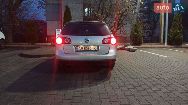 Універсал Volkswagen Passat 2010 в Вінниці