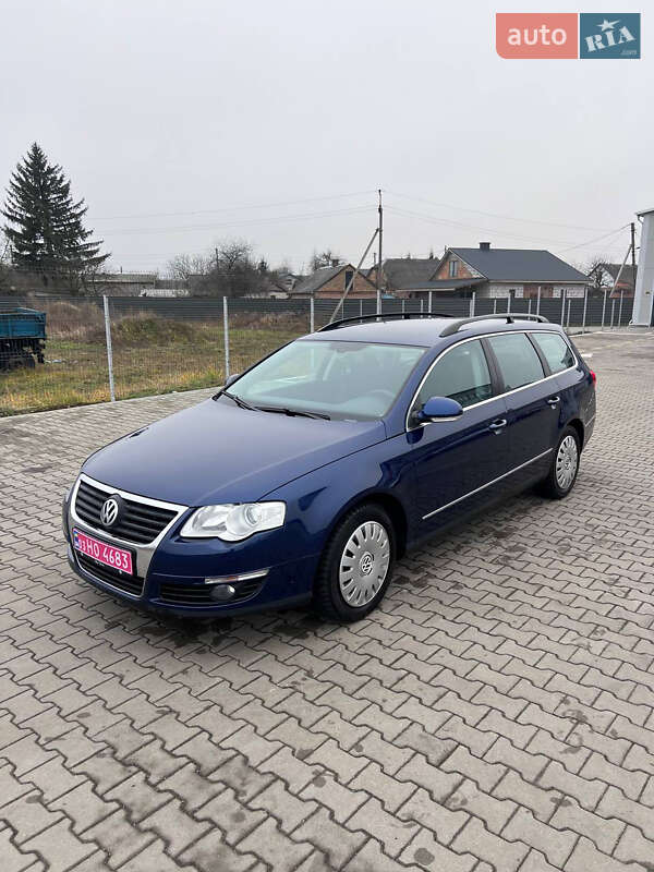 Универсал Volkswagen Passat 2010 в Нововолынске фото Универсал Volkswagen Passat 2010 в Нововолынске