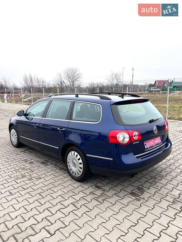 Универсал Volkswagen Passat 2010 в Нововолынске фото 8 Универсал Volkswagen Passat 2010 в Нововолынске