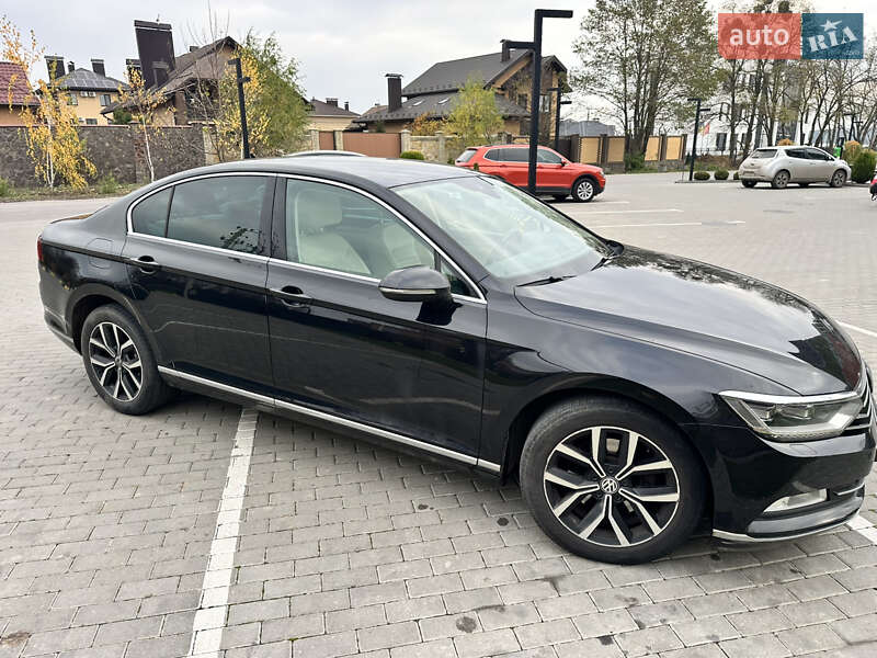 Седан Volkswagen Passat 2015 в Виннице