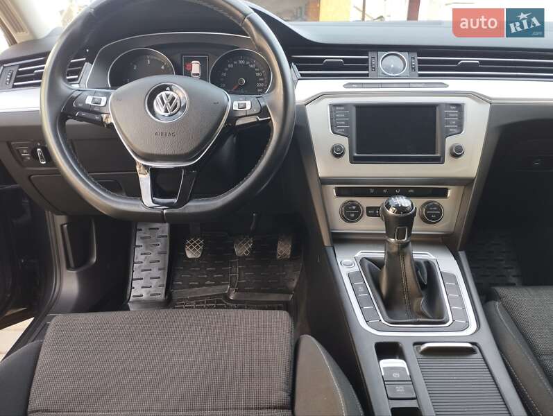 Універсал Volkswagen Passat 2015 в Хотині фото 5 Універсал Volkswagen Passat 2015 в Хотині