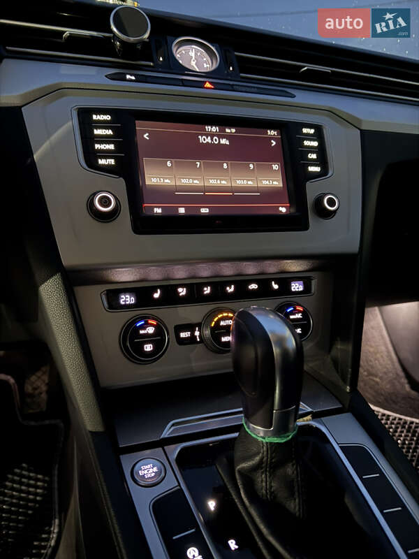 Универсал Volkswagen Passat 2015 в Коломые