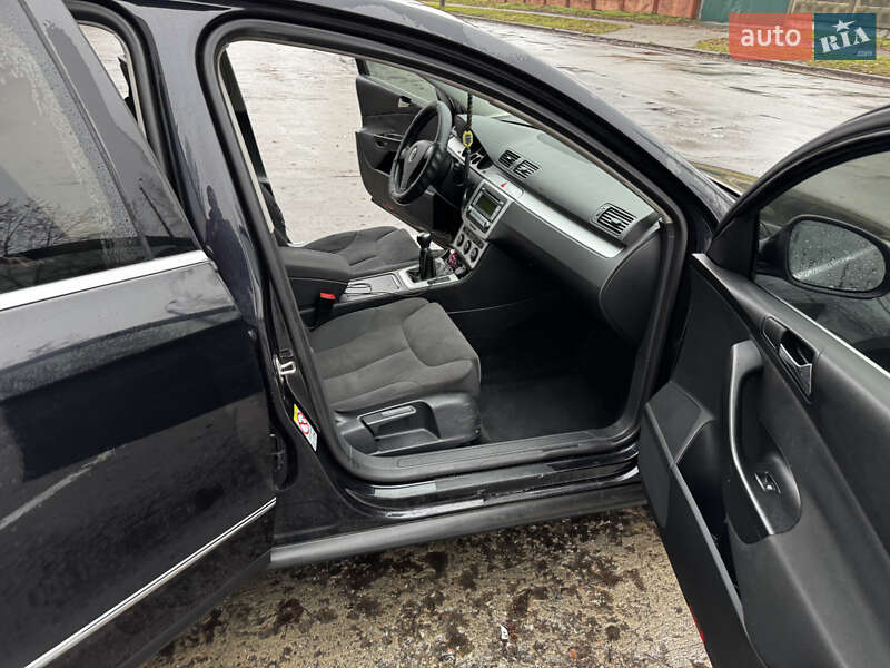 Універсал Volkswagen Passat 2008 в Києві фото 33 Універсал Volkswagen Passat 2008 в Києві