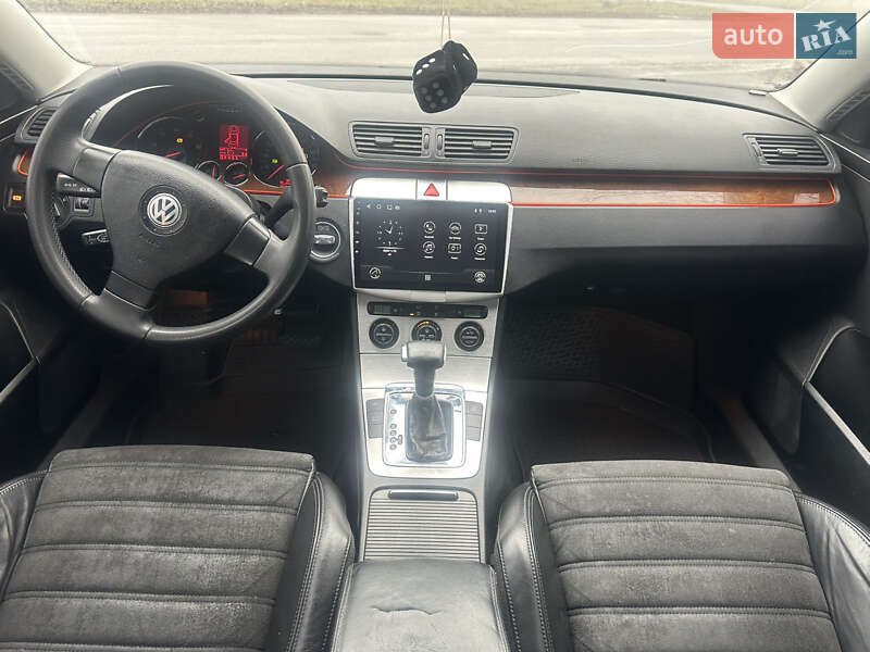Седан Volkswagen Passat 2006 в Новой Водолаге
