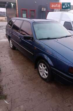 Універсал Volkswagen Passat 1989 в Бережанах