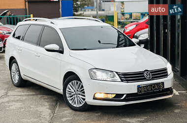 Універсал Volkswagen Passat 2012 в Харкові