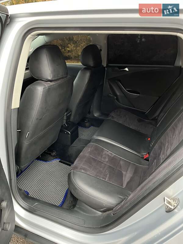 Універсал Volkswagen Passat 2007 в Турійську