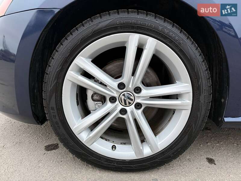 Седан Volkswagen Passat 2014 в Ровно фото 11 Седан Volkswagen Passat 2014 в Ровно